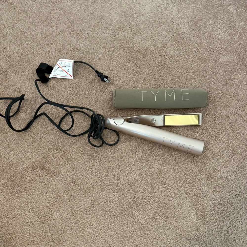 Tyme Iron Original is a 2 in 1 hair styling tool